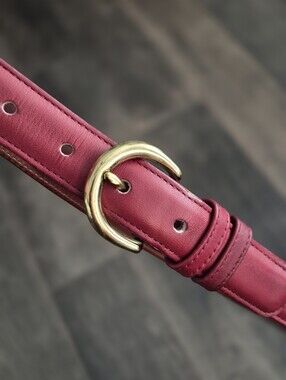 COACH Vintage Full Grain Leather Red Belt - 8400 - Women's Small